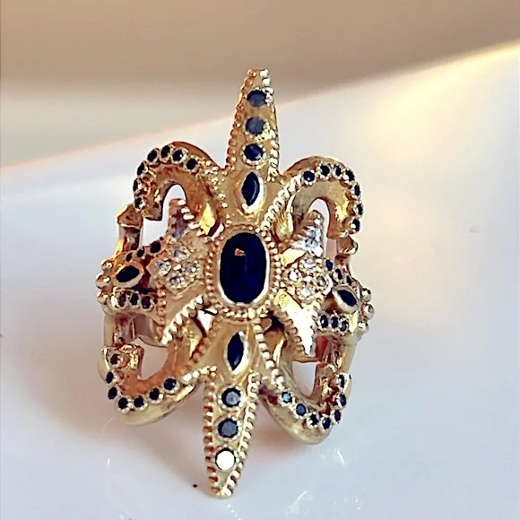 Sold 18k Gold diamond and sapphire Fleur-de-Lis Ring - Picture 14 of 17